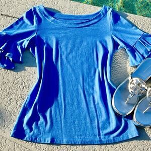 FREE w/ Bundle 🎁 Pick Your Gift | Add-On Only | 
Lilly Pulitzer Blue Top Sz XXS